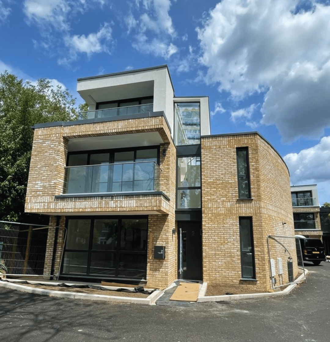 Developer Exit Loan, Modern Houses in Southwest London with Distinctive Design